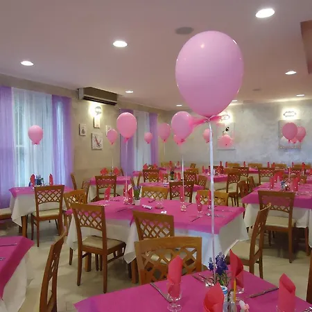 Ξενοδοχείο Mont Blanc 3*