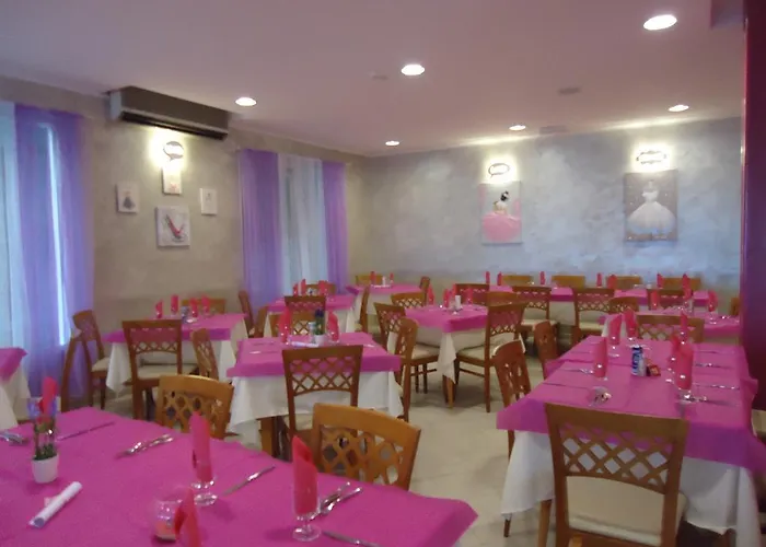 Hotel Mont Blanc Bellaria-Igea Marina