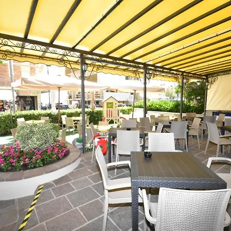 Hotel Mont Blanc Bellaria-Igea Marina