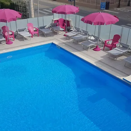 Mont Blanc Hotel 3*