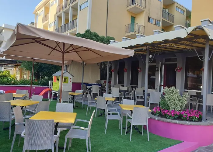 Hotel Mont Blanc Bellaria-Igea Marina